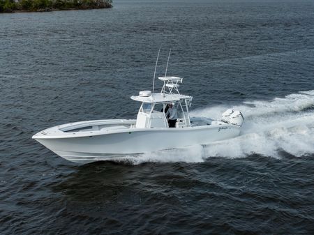 Yellowfin 36 Offshore image