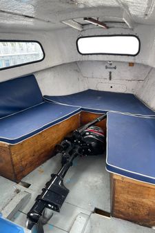 Plymouth Pilot 18 Spurling image