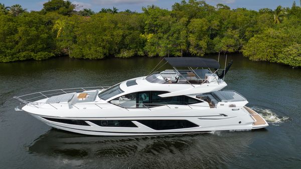 Sunseeker 74 Sport Yacht
