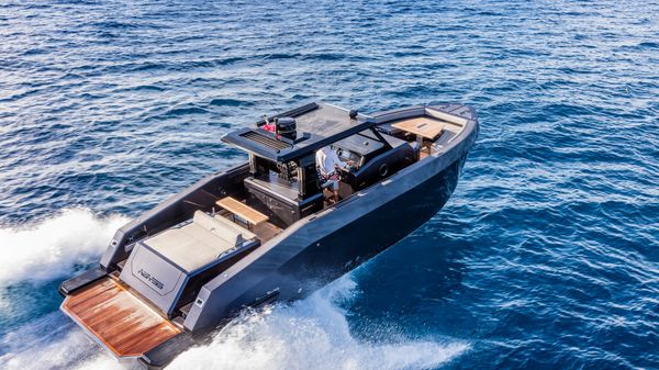 Mazu Yachts 42 