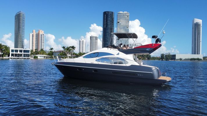 Azimut 42 Fly - main image