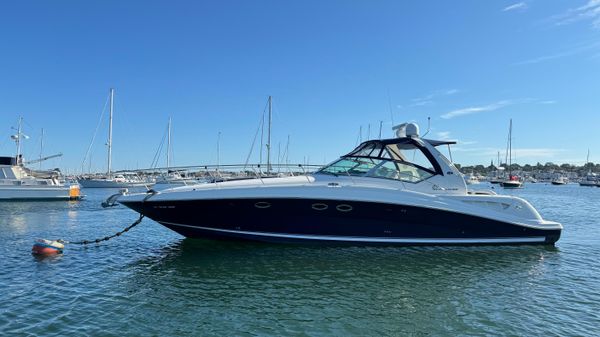 Sea Ray 420 Sundancer 