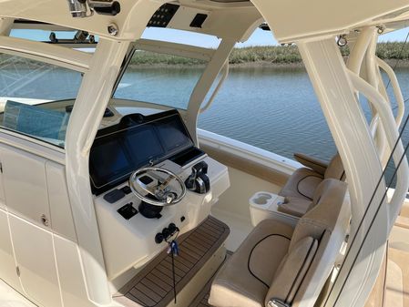 Scout 350 LXF image