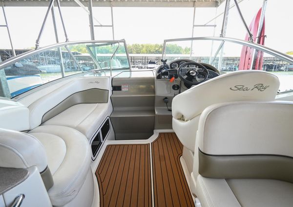 Sea Ray 260 Sundancer image