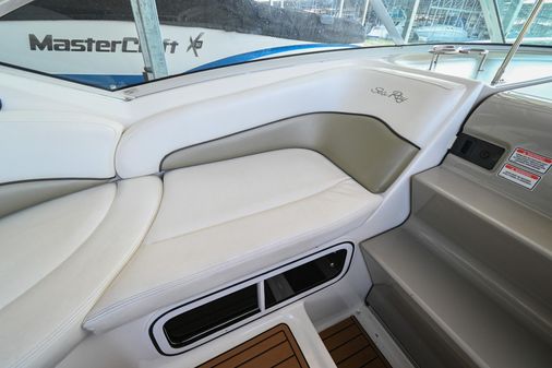 Sea Ray 260 Sundancer image