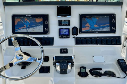 Boston Whaler 320 Outrage image