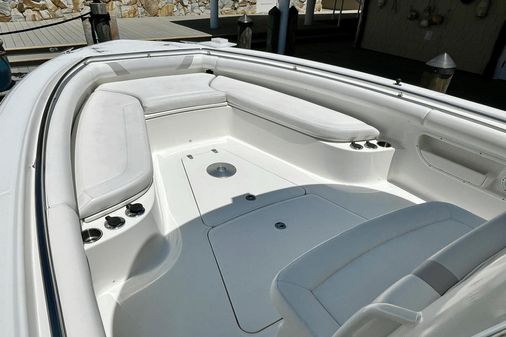 Boston Whaler 320 Outrage image