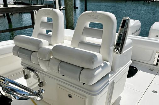 Boston Whaler 320 Outrage image