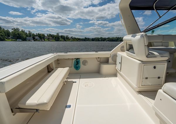 Tiara Yachts 3100 image