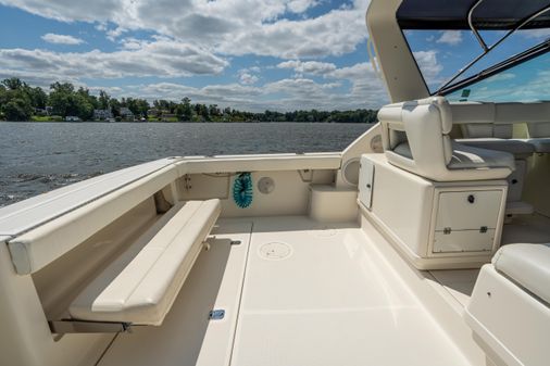 Tiara Yachts 3100 image