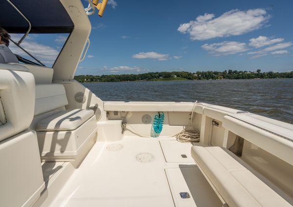 Tiara Yachts 3100 image