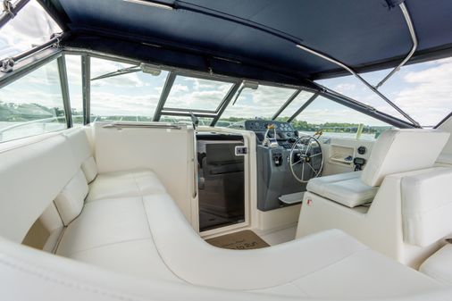 Tiara Yachts 3100 image