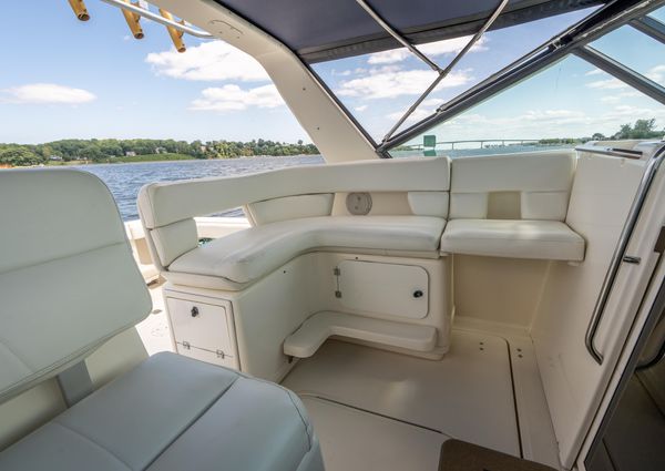 Tiara Yachts 3100 image