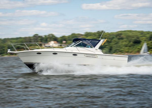 Tiara Yachts 3100 image