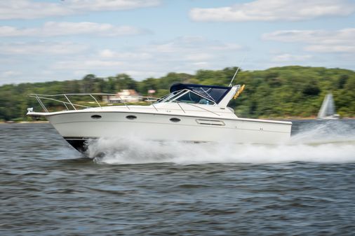 Tiara Yachts 3100 image