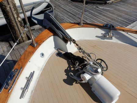 Tollycraft 48 Cockpit Motor Yacht image