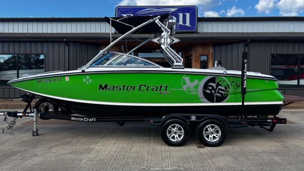 MasterCraft X35 