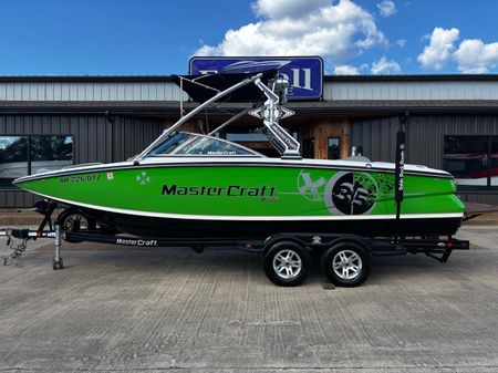 Mastercraft X35 image