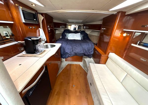 Sea Ray 350 Sundancer image