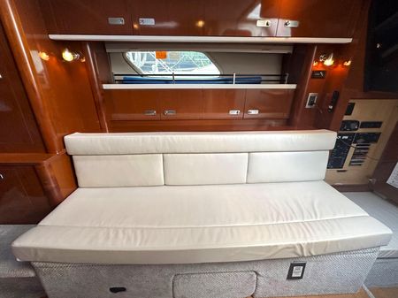 Sea Ray 350 Sundancer image