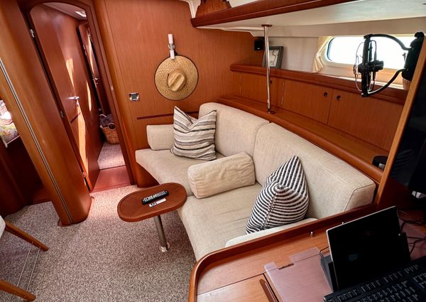 Beneteau 57 image