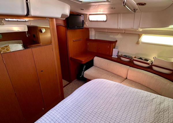 Beneteau 57 image