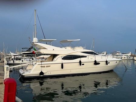 Ferretti Yachts 590 image