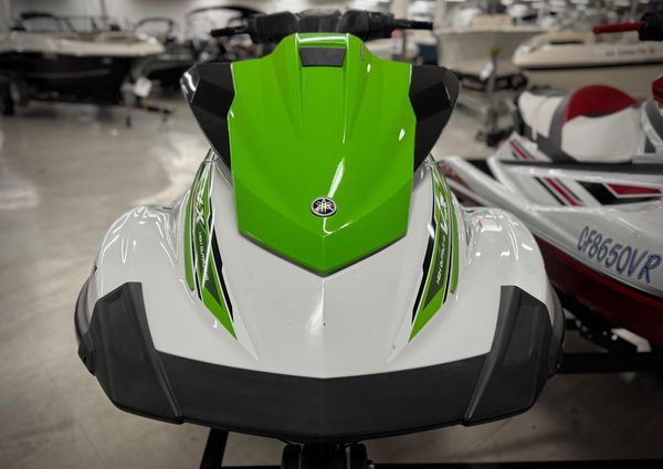 Yamaha-waverunner VX image