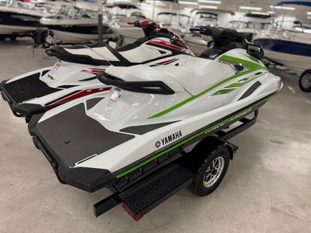 Yamaha-waverunner VX image