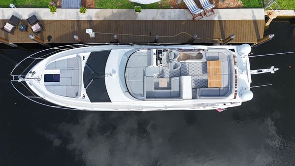 Sunseeker Manhattan 52 image