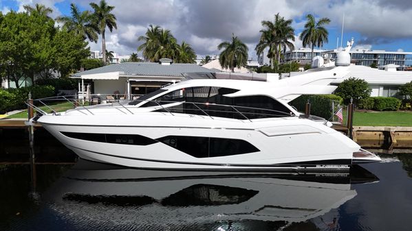 Sunseeker Manhattan 52 image