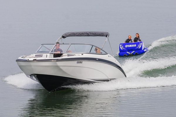 Yamaha-boats SX240 - main image