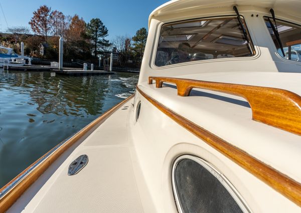 Hinckley Picnic Boat EP image