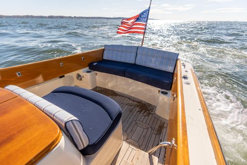 Hinckley Picnic Boat EP image