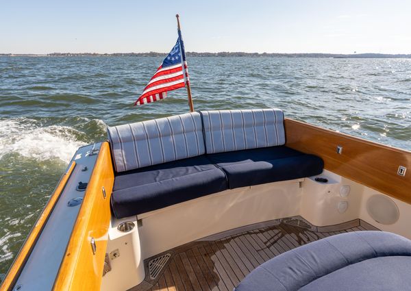 Hinckley Picnic Boat EP image