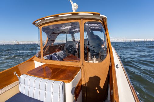 Hinckley Picnic Boat EP image