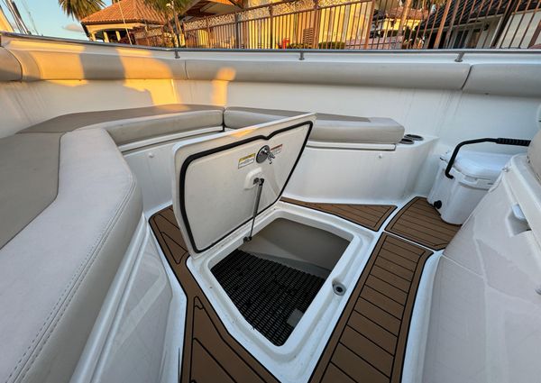 Boston Whaler 370 Outrage image