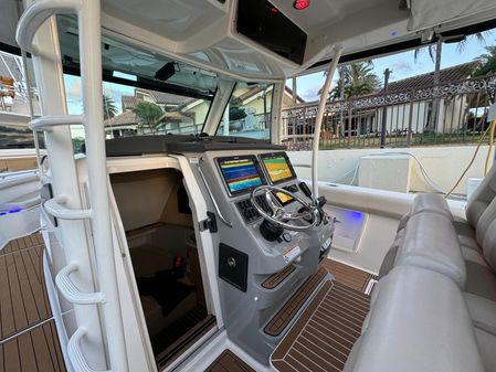 Boston Whaler 370 Outrage image