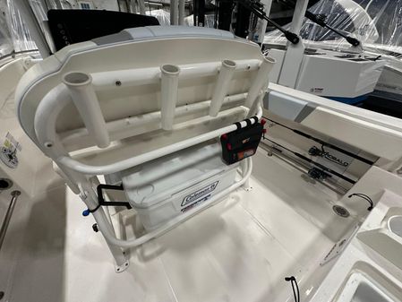 Robalo R230-CENTER-CONSOLE image