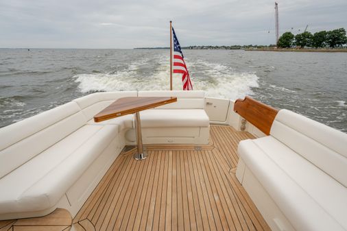 Hinckley Talaria 43 Flybridge image