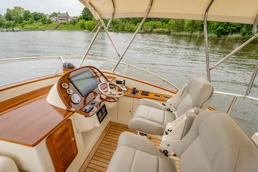 Hinckley Talaria 43 Flybridge image