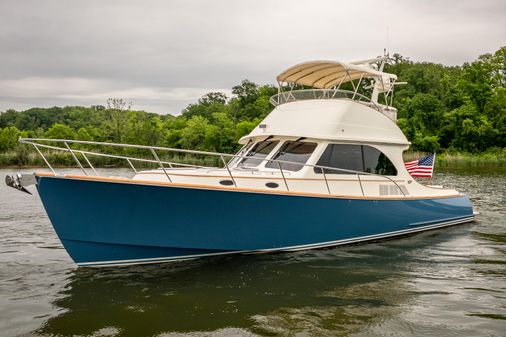 Hinckley Talaria 43 Flybridge image