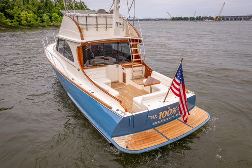 Hinckley Talaria 43 Flybridge image