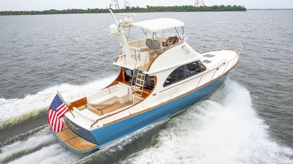 Hinckley Talaria 43 Flybridge 