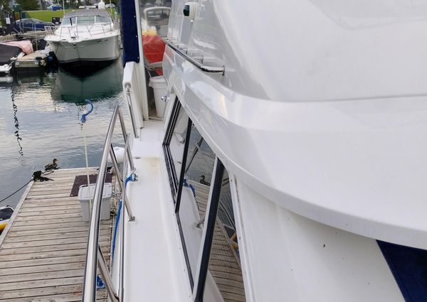 Cruisers-yachts 3750-MOTORYACHT image