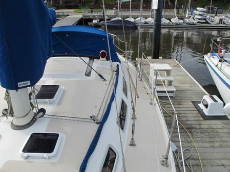 Catalina 36 image