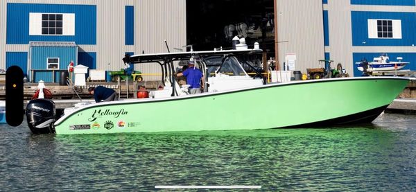 Yellowfin 42 image