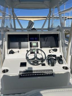 Invincible 36' OPEN FISHERMAN image