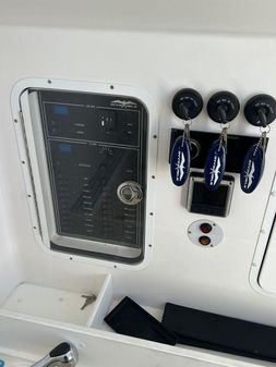 Invincible 36' OPEN FISHERMAN image