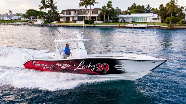 Yellowfin 34 Center Console